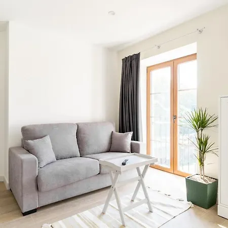 Jardines Villaverde 4*