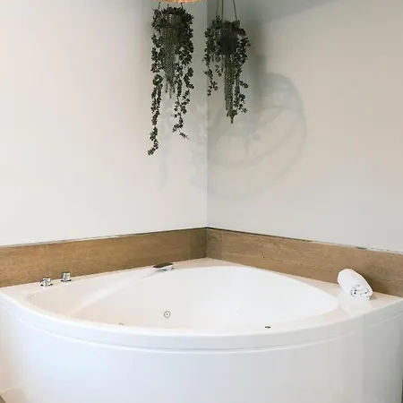 Jardines Villaverde 4*