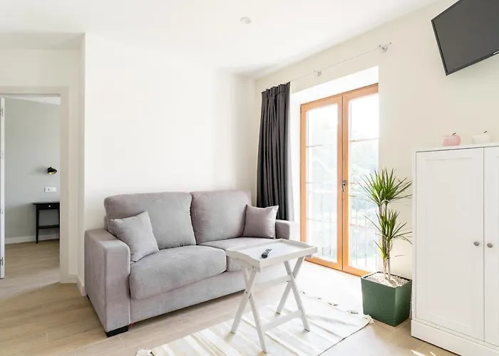 Jardines Villaverde 4*