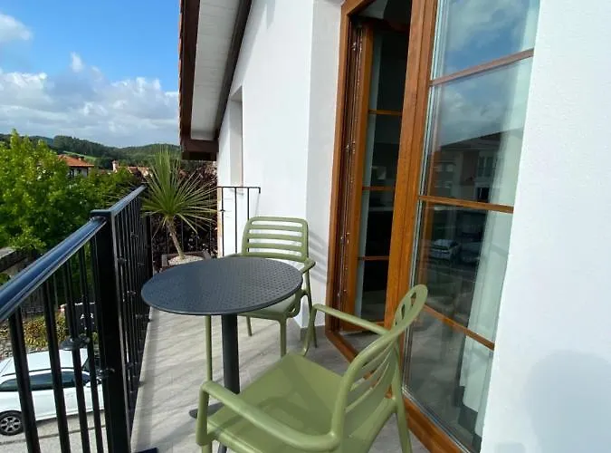 Jardines Villaverde アパートホテル 4*