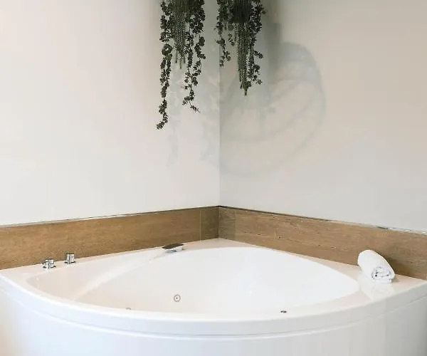 Jardines Villaverde 4*