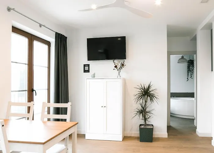 Aparthotel Jardines Villaverde Villaverde de Pontones